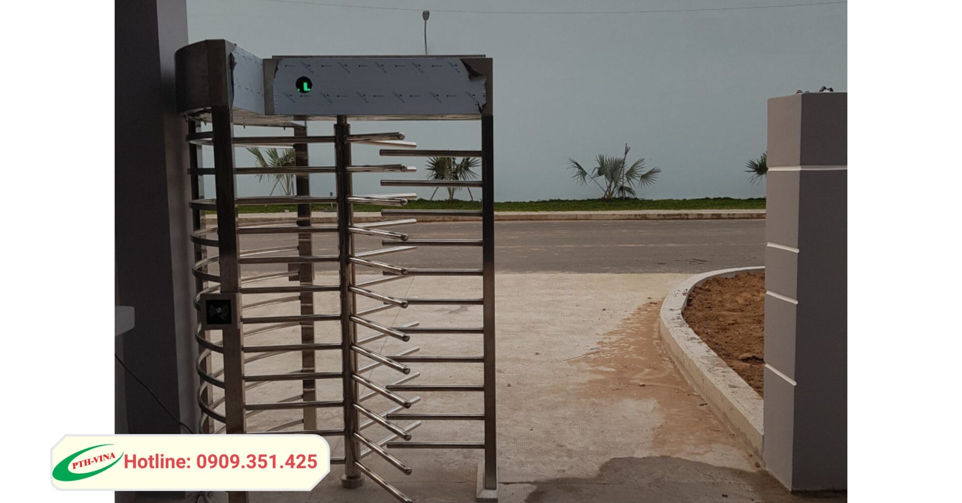 cổng xoay full height