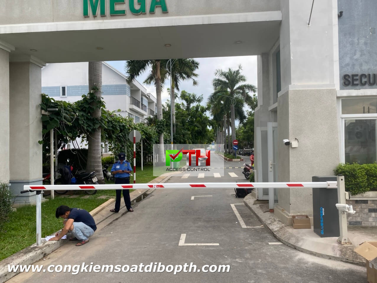 Hình ảnh thực tế tại công trình lắp đặt barie MAG cho chung cư Khang Điền | PTH Access Control