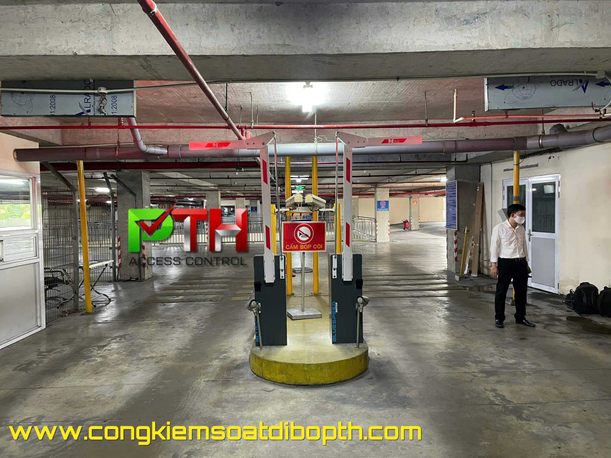 Lắp Đặt Barrier Tay Gập Magnet MAG BR618T_90 tại Bình Dương