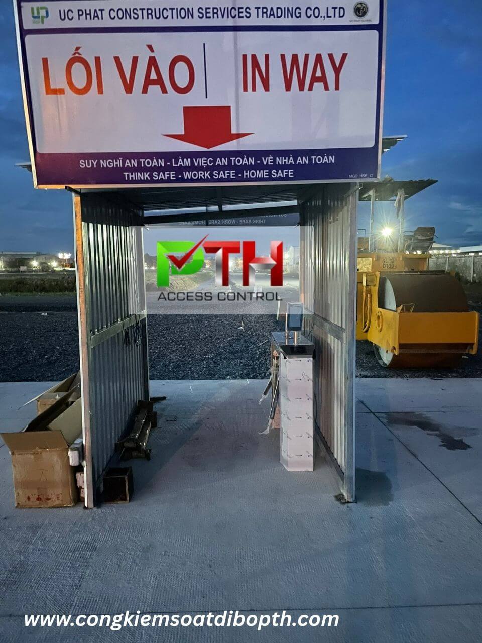 Lap cong xoay 3 chau kiem saot an ninh cho cong ty tai Vinh Long