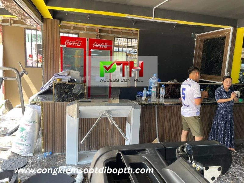 cong trinh lap cong xoay tripod ket hop may cham cong cho phong gym tai campuchia