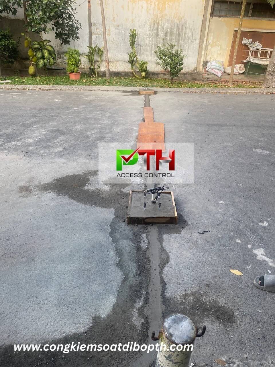 Công trình lắp đặt barie Wonsun DZ-125 tại Viện Sư Phạm Kỹ Thuật