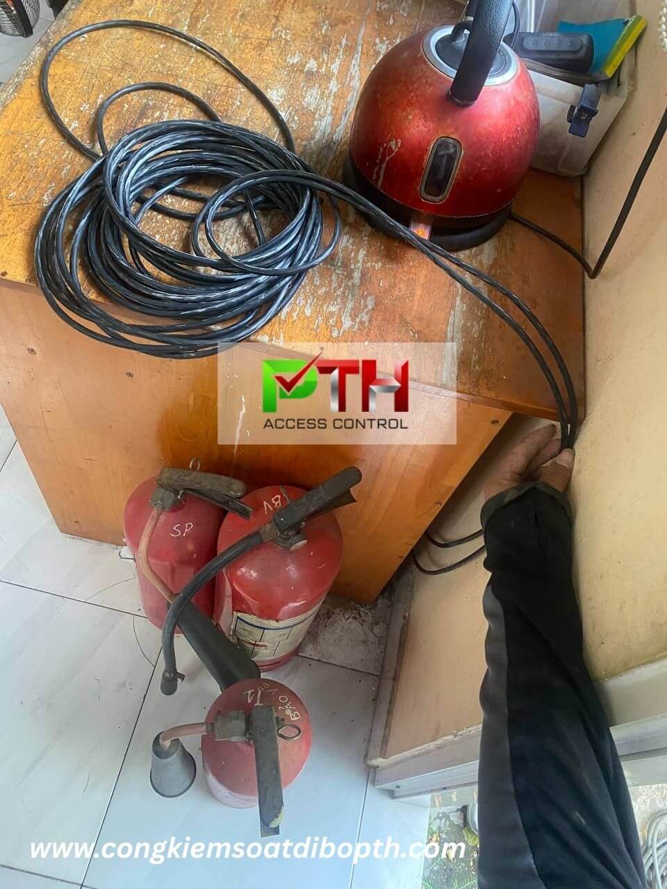 Công trình lắp đặt barie Wonsun DZ-125 tại Viện Sư Phạm Kỹ Thuật