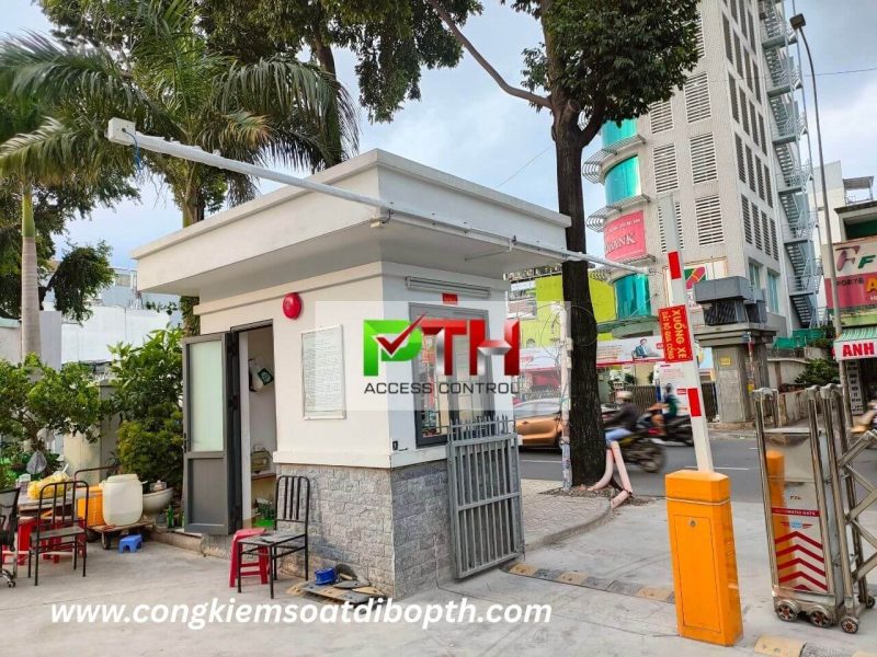 cong trinh lap dat he thong giu xe thong minh tai go vap