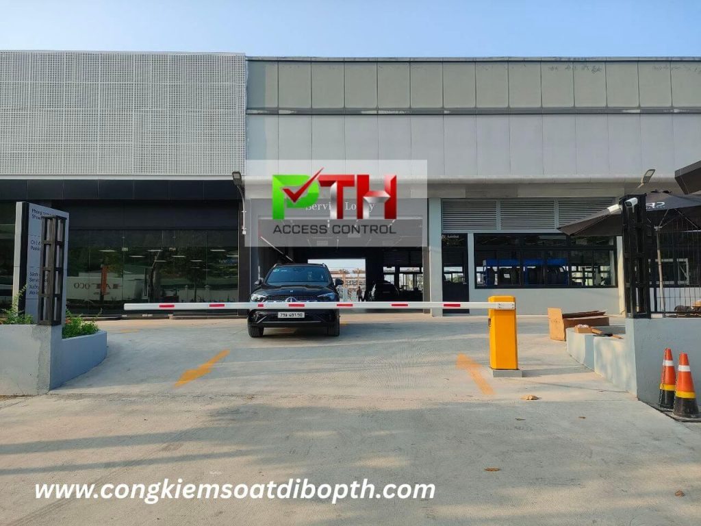 Công trình thực tế lắp barie tự dộng cho công ty tại Nha Trang
