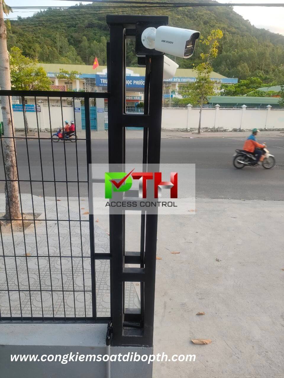 Công trình thực tế lắp barie tự dộng cho công ty tại Nha Trang