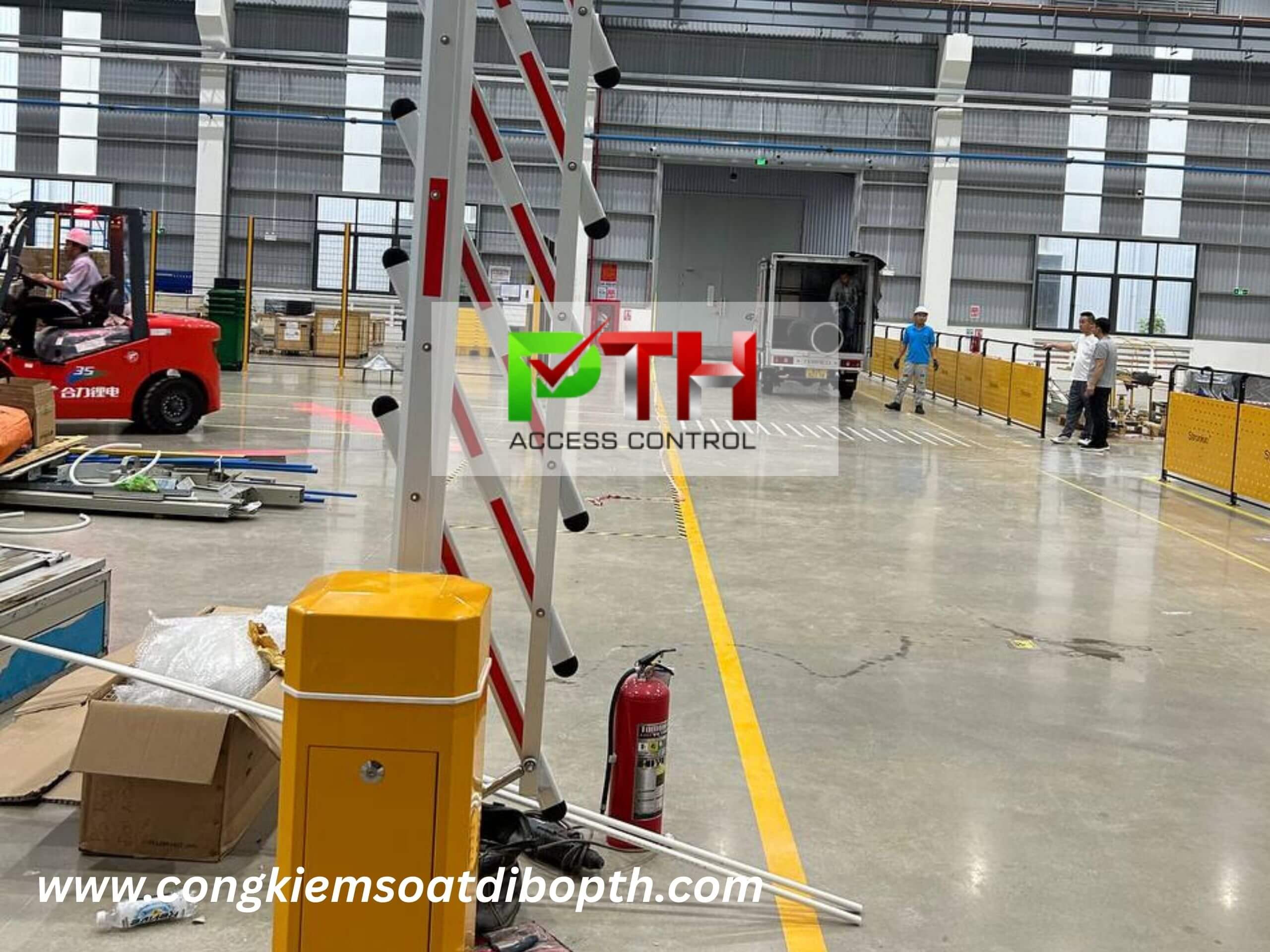 Hình ảnh công trình lắp barrier rào chắn cho KCN Châu Đức - Bà Rịa Vũng Tàu