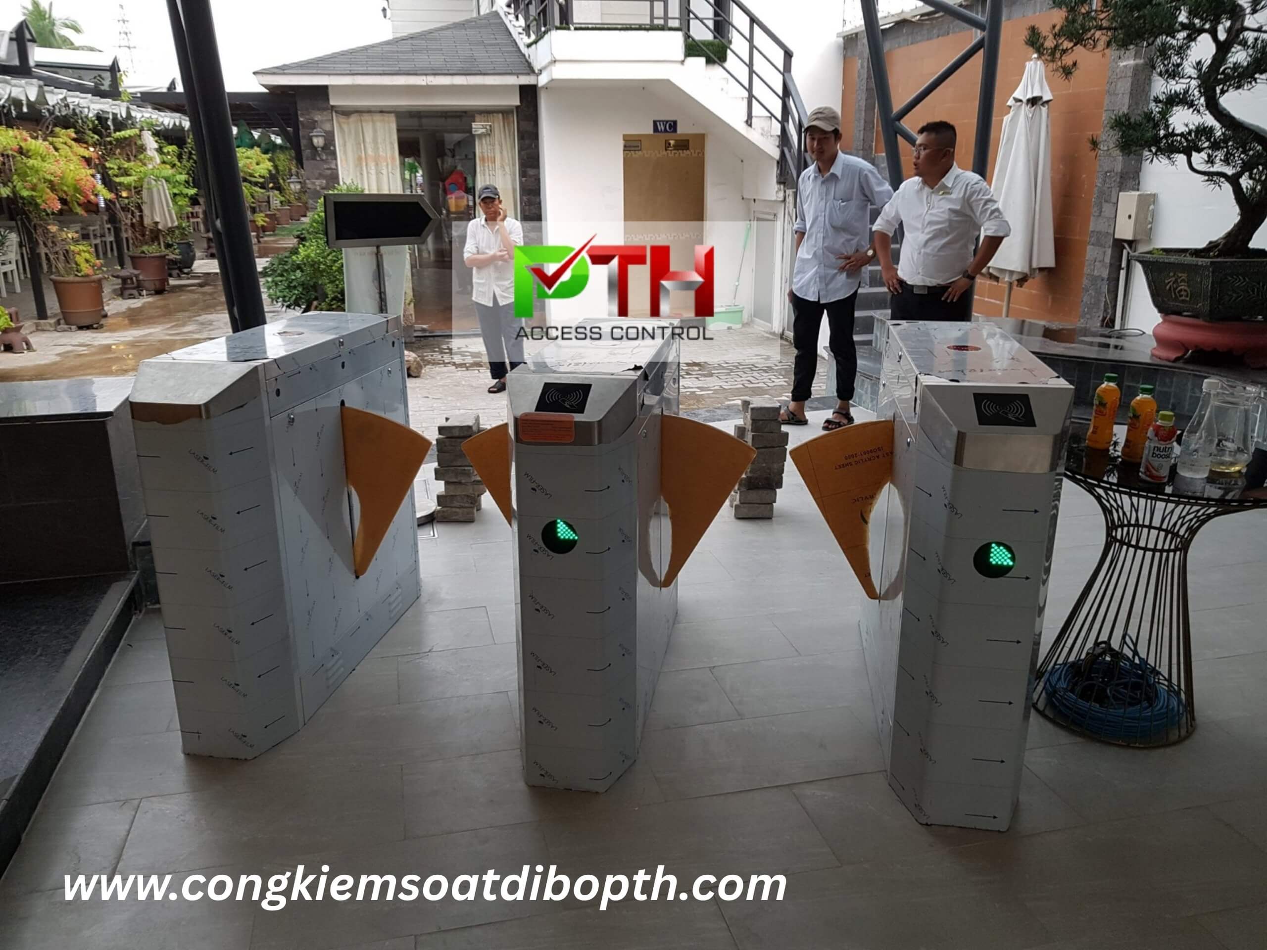 Hình 3: Công trình lắp cổng flap barrie tại phòng gym Green Garden Finess Center