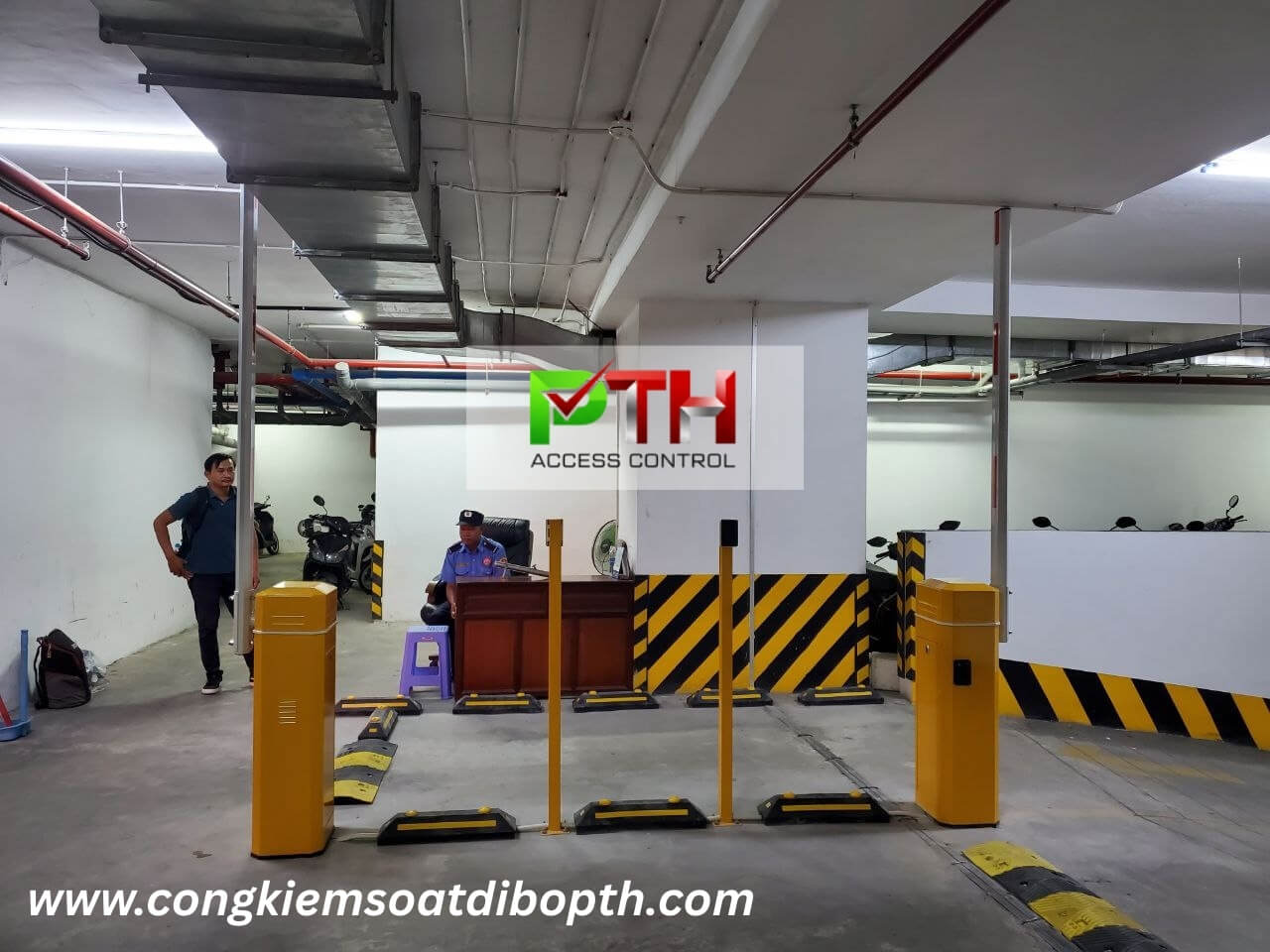 Hệ thống giữ xe bằng thẻ từ tại toà nhà văn phòng