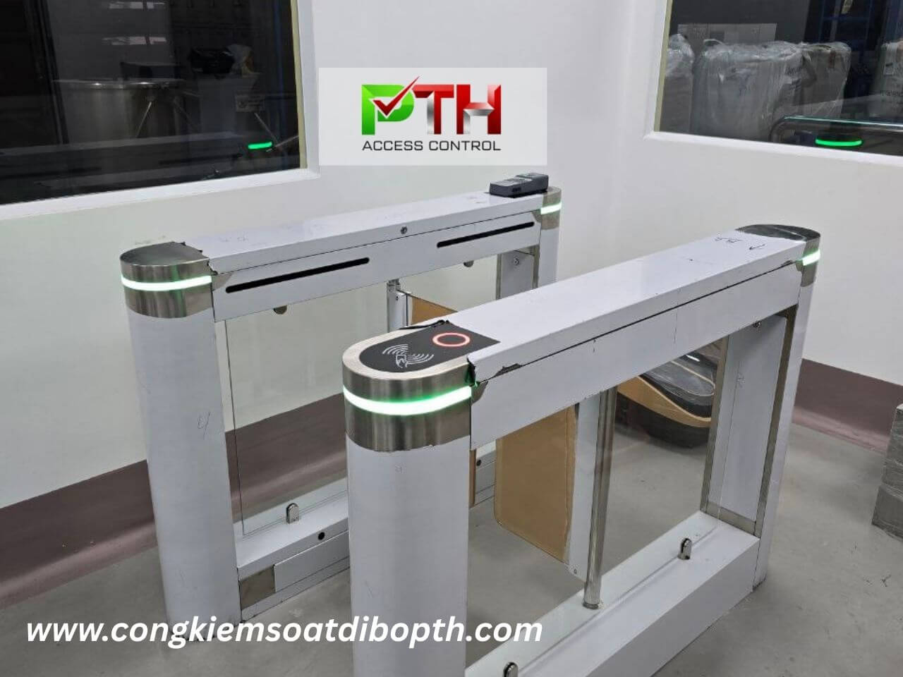 Lắp đặt cổng đi bộ swing barrier tại Thuận An - Bình Dương