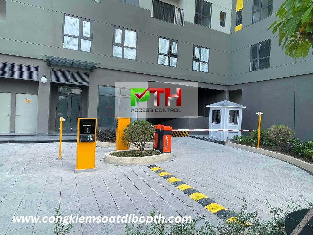 Lắp đặt hệ thống giữ xe thông minh cho đối tác Bcons Dĩ An Bình Dương Lắp đặt hệ thống giữ xe thông minh cho đối tác Bcons Dĩ An Bình Dương