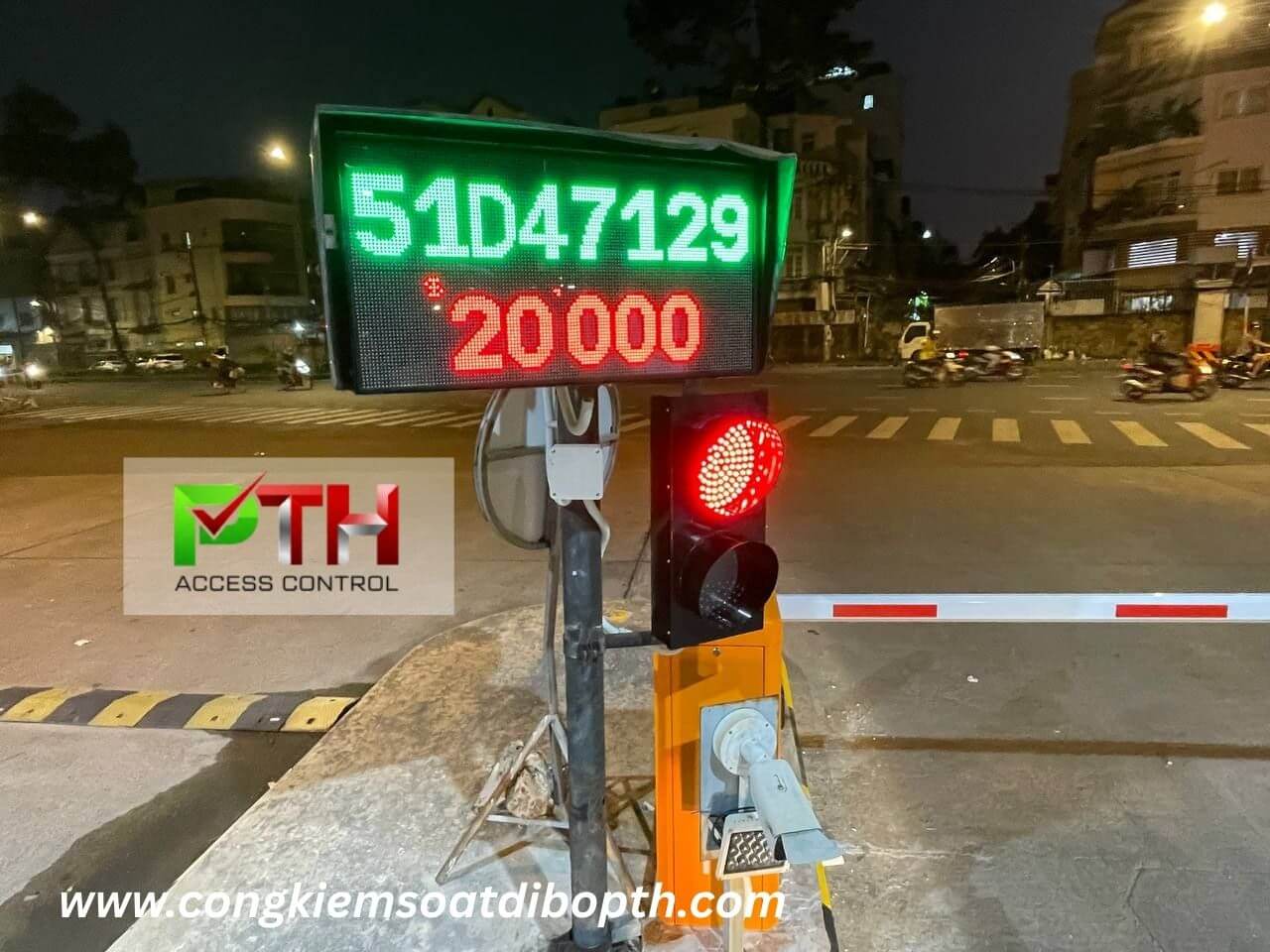 Bảng đèn LED hiển thị thông tin biển số xe