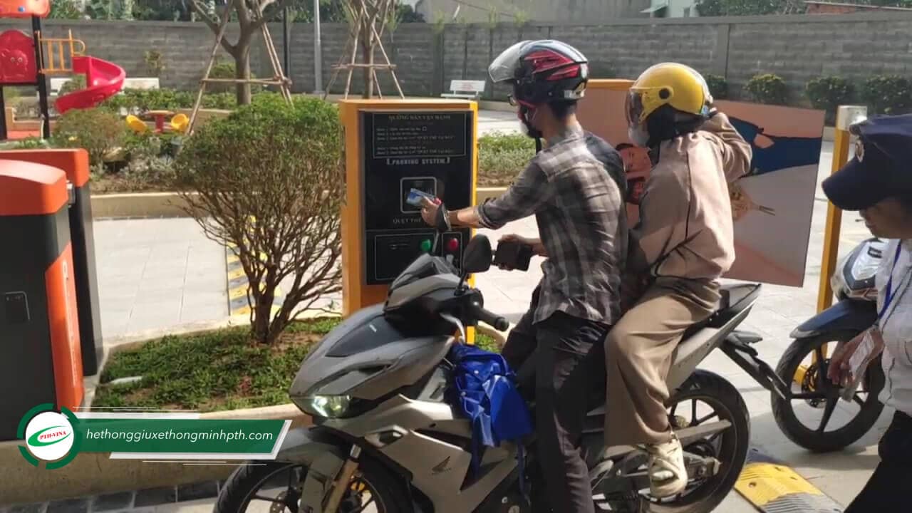 Hệ thống giữ xe bằng thẻ từ lắp đặt cho chung cư Bcons