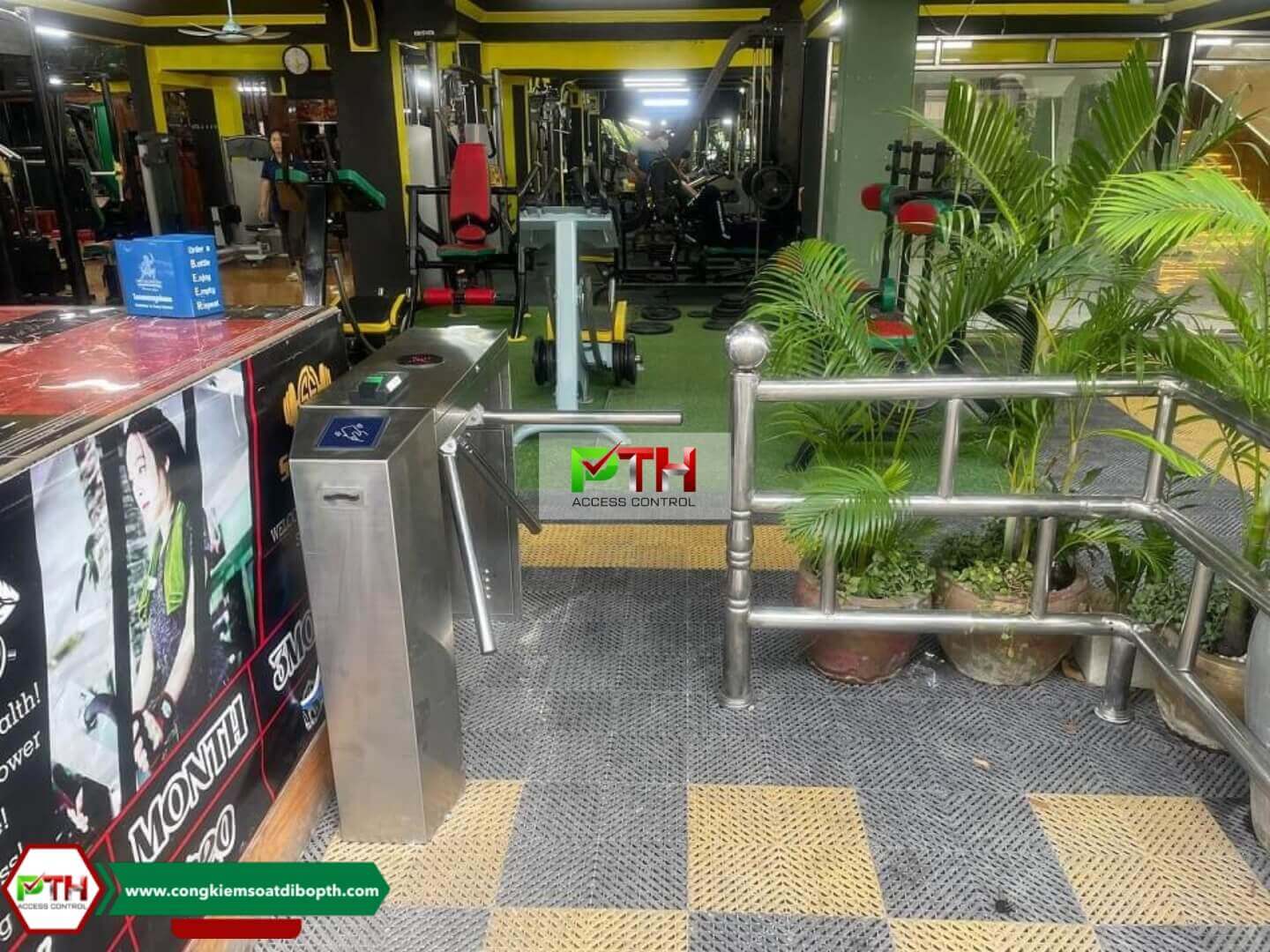 Cổng soát vé phòng gym