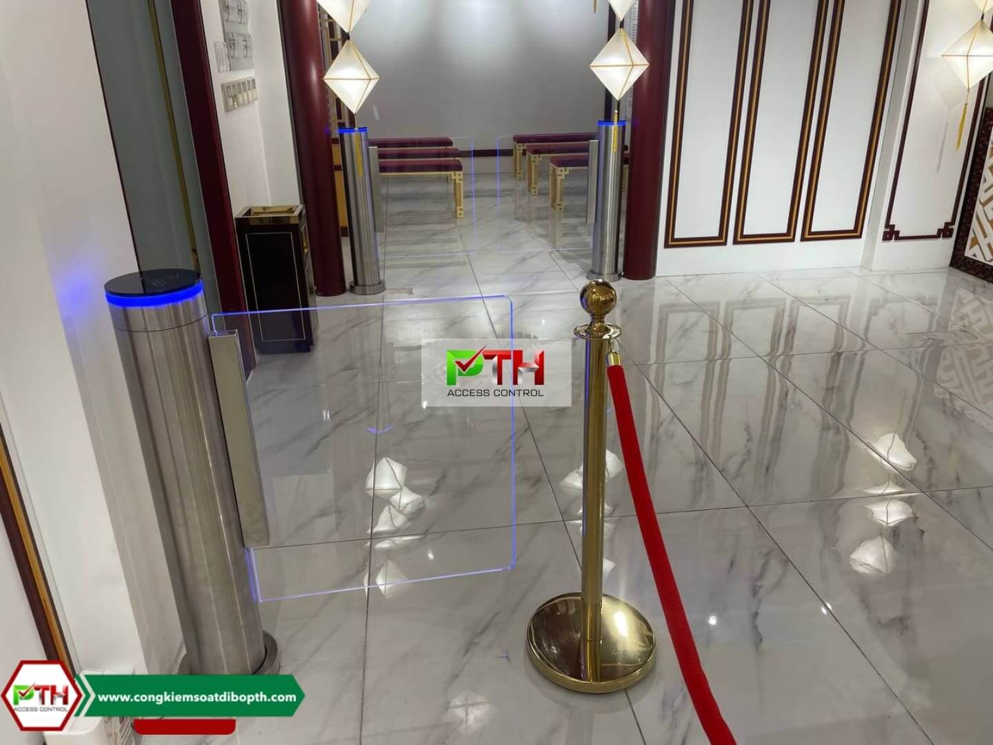 Cổng swing barrier kiểm soát vé bảo tàng
