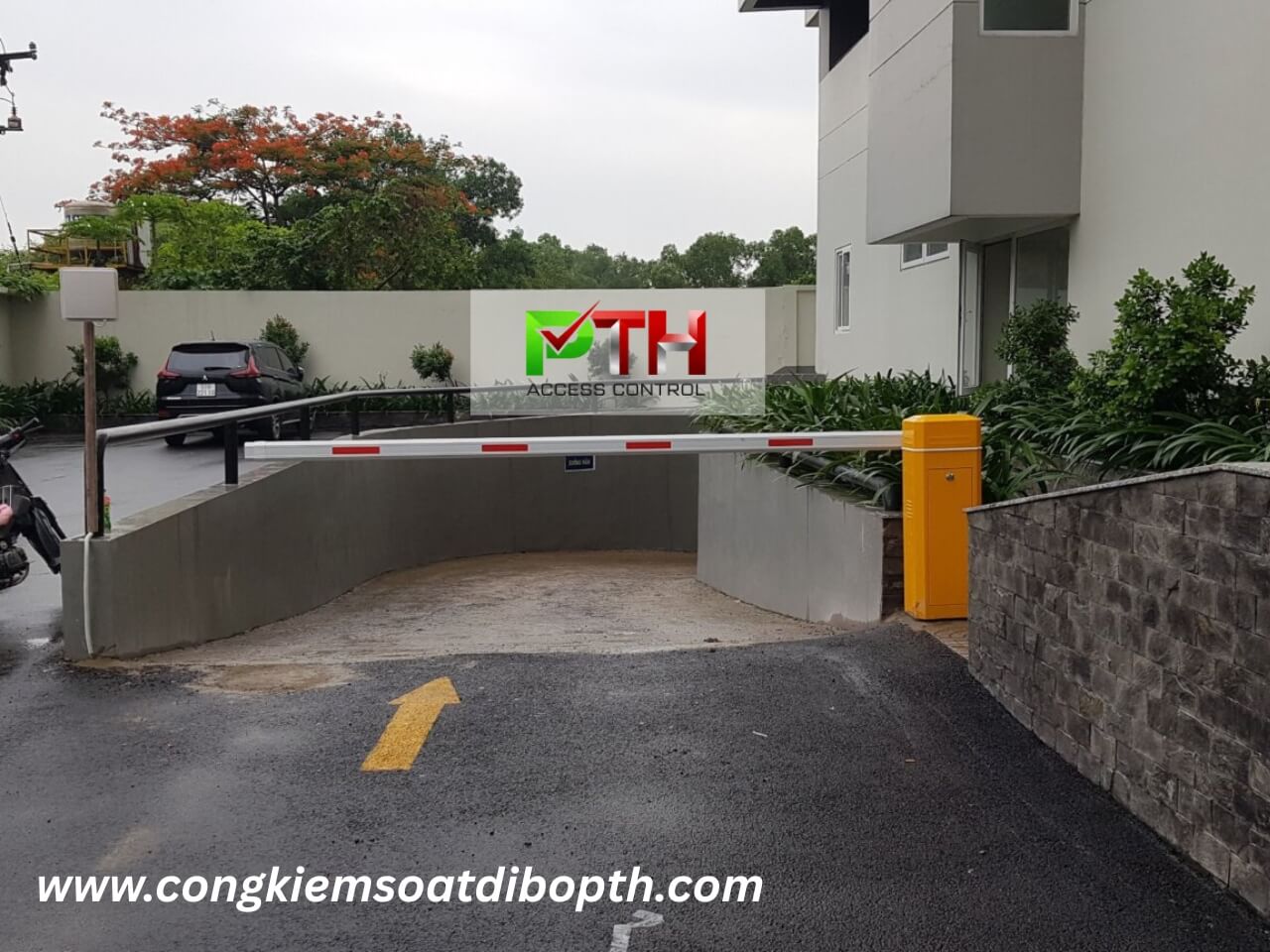Hình 3: Công trình lắp hệ hệ thống giữ xe thông minh tại Mizuki Park