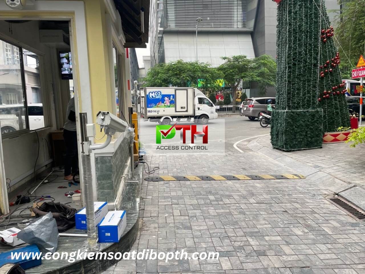 Hình 5: Công trình lắp hệ thống giữ xe thông minh cho khu dân cư Kim Long