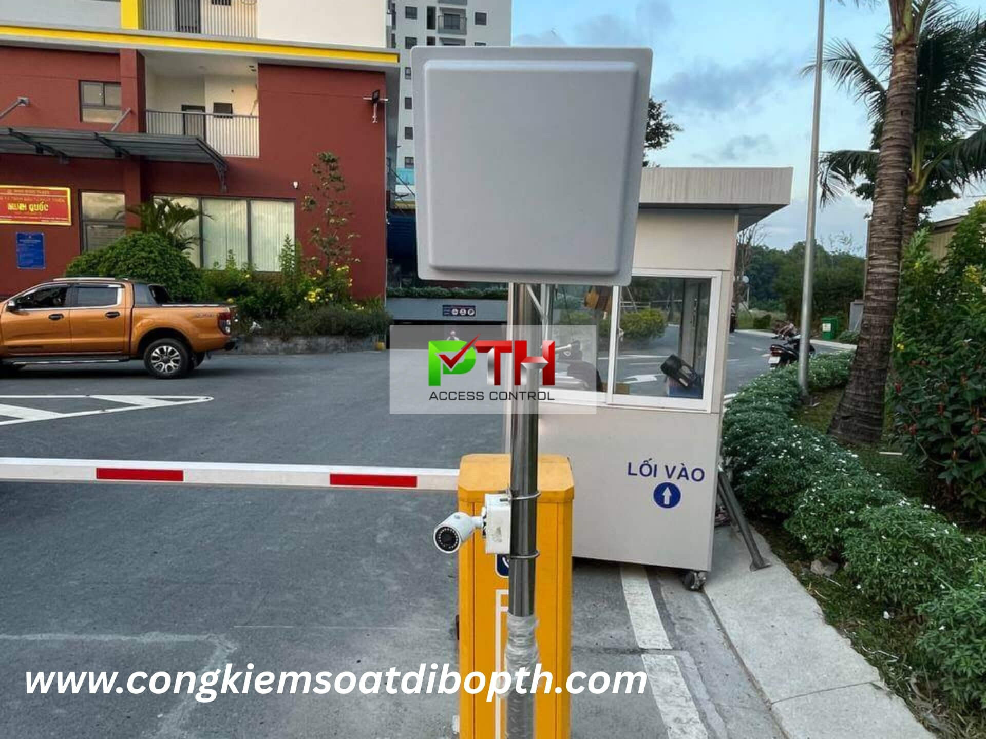 Hình 6: Công trình lắp hệ thống giữ xe thông minh tại chung cư Minh Quốc Plaza