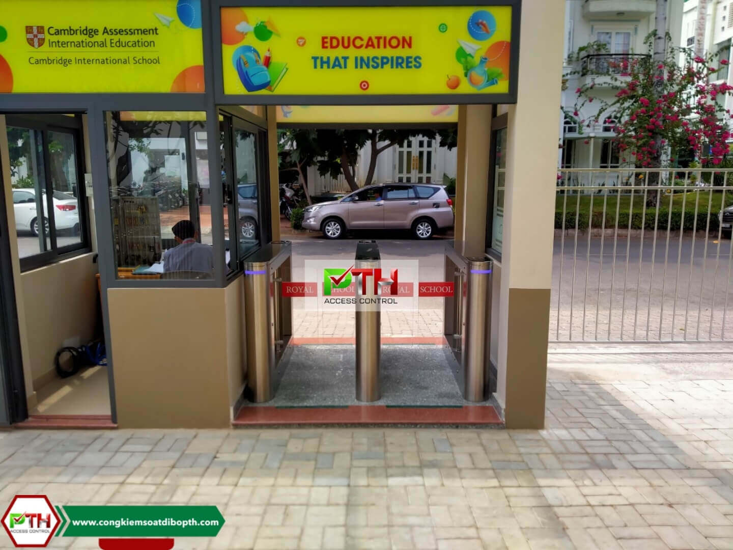 Giải pháp điểm danh trường học tự động