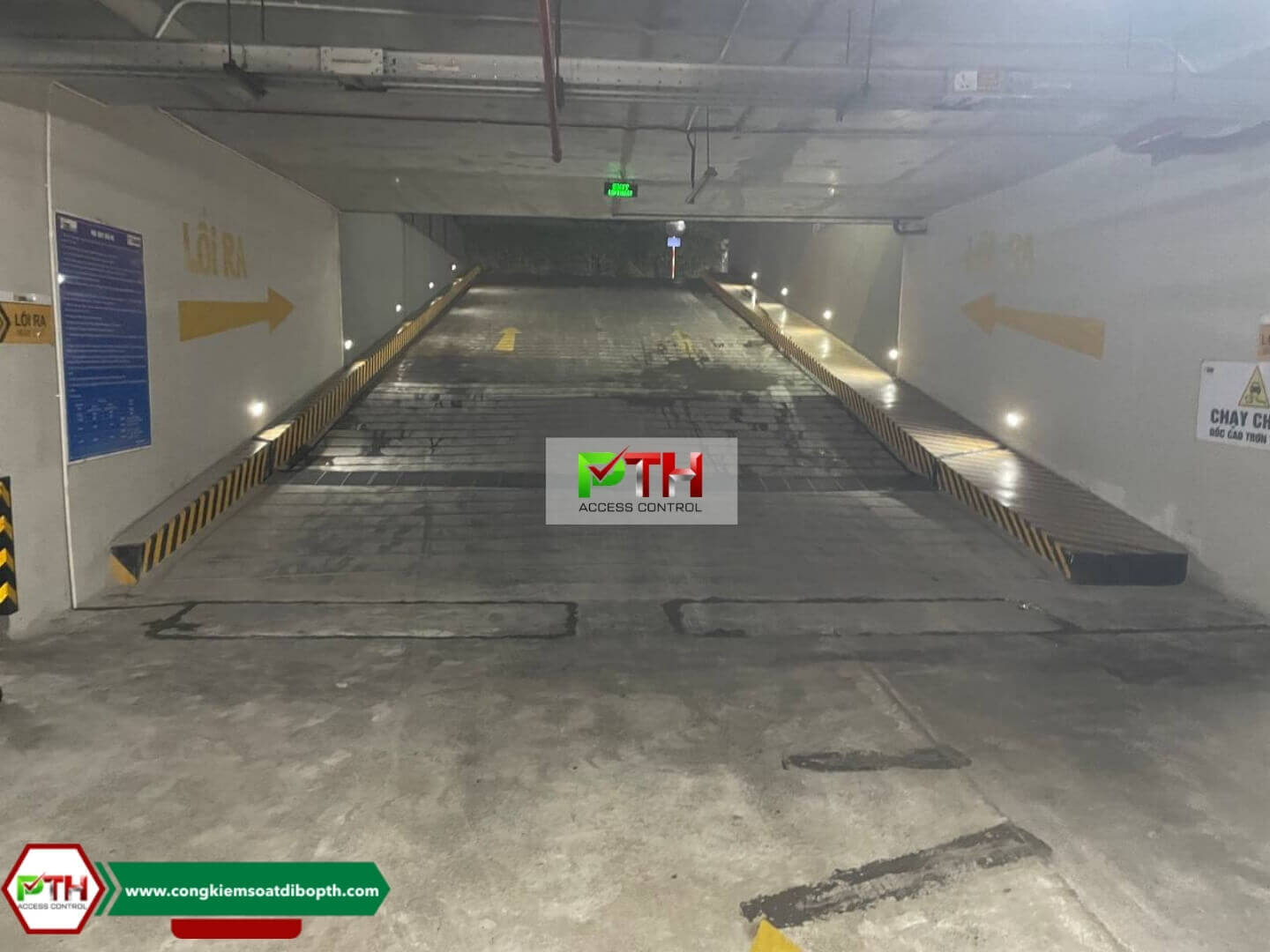 Hệ thống cảnh báo xe lên xuống tầng hầm tại trung tâm thương mại