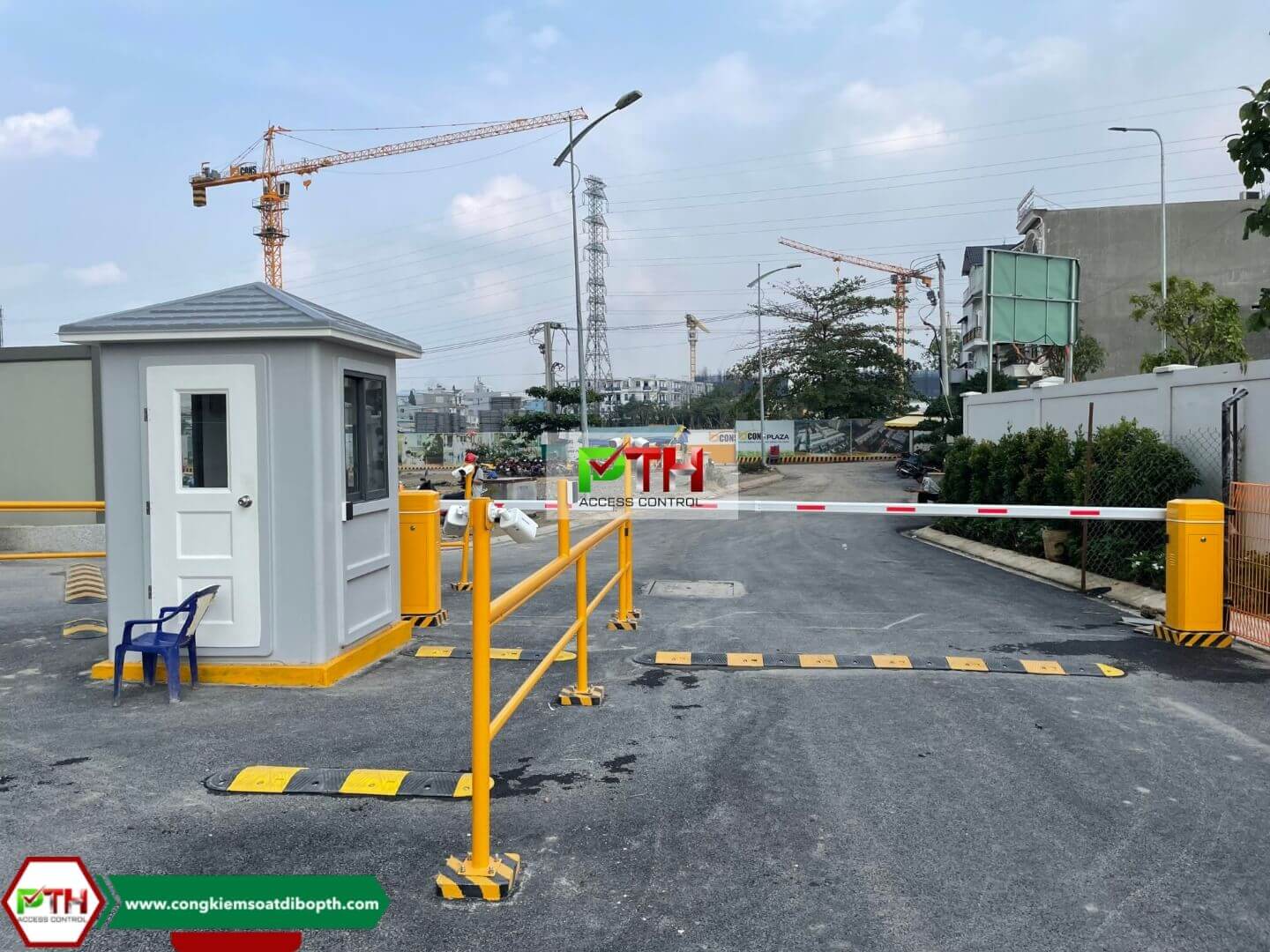 Hệ thống giữ xe bằng nhận dạng biển số