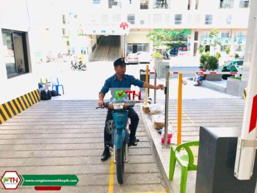 Hệ Thống Giữ Xe Thông Minh Bằng Thẻ Từ