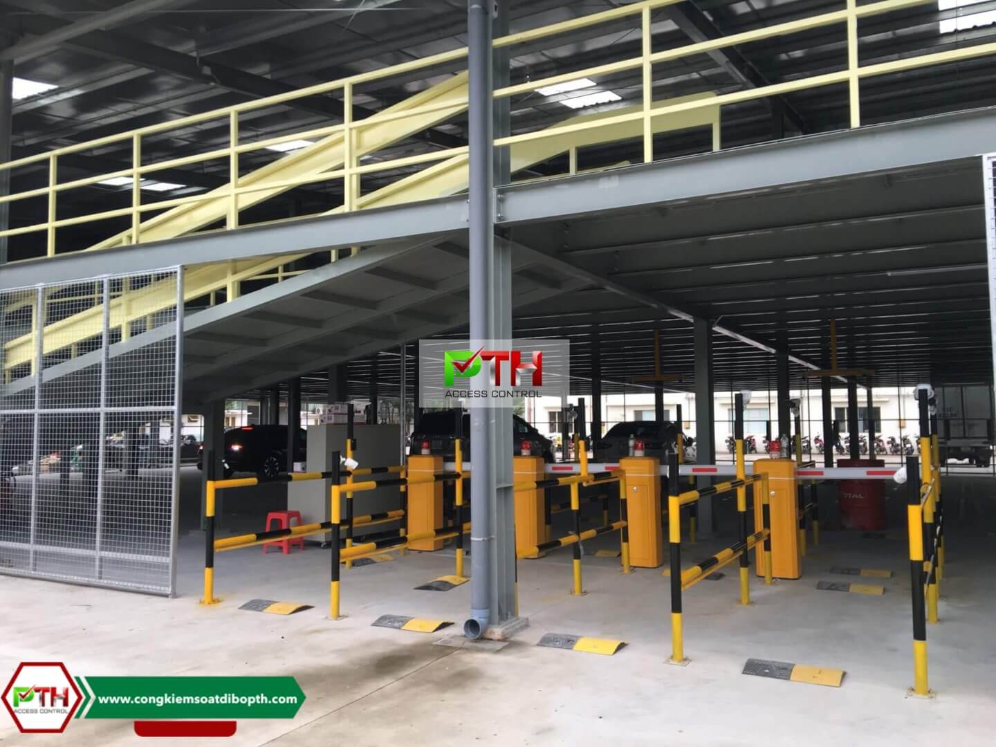 Hệ thống giữ xe thông minh bằng thẻ từ