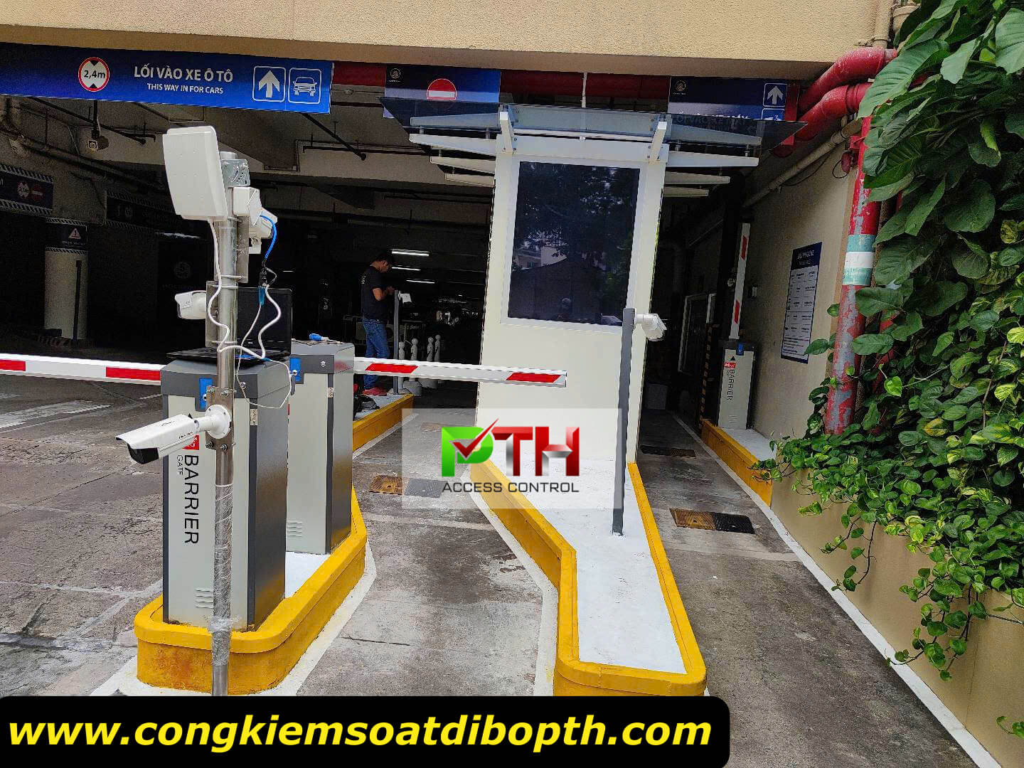 Giải pháp giữ xe thoog minh cho xe máy của tòa nhà