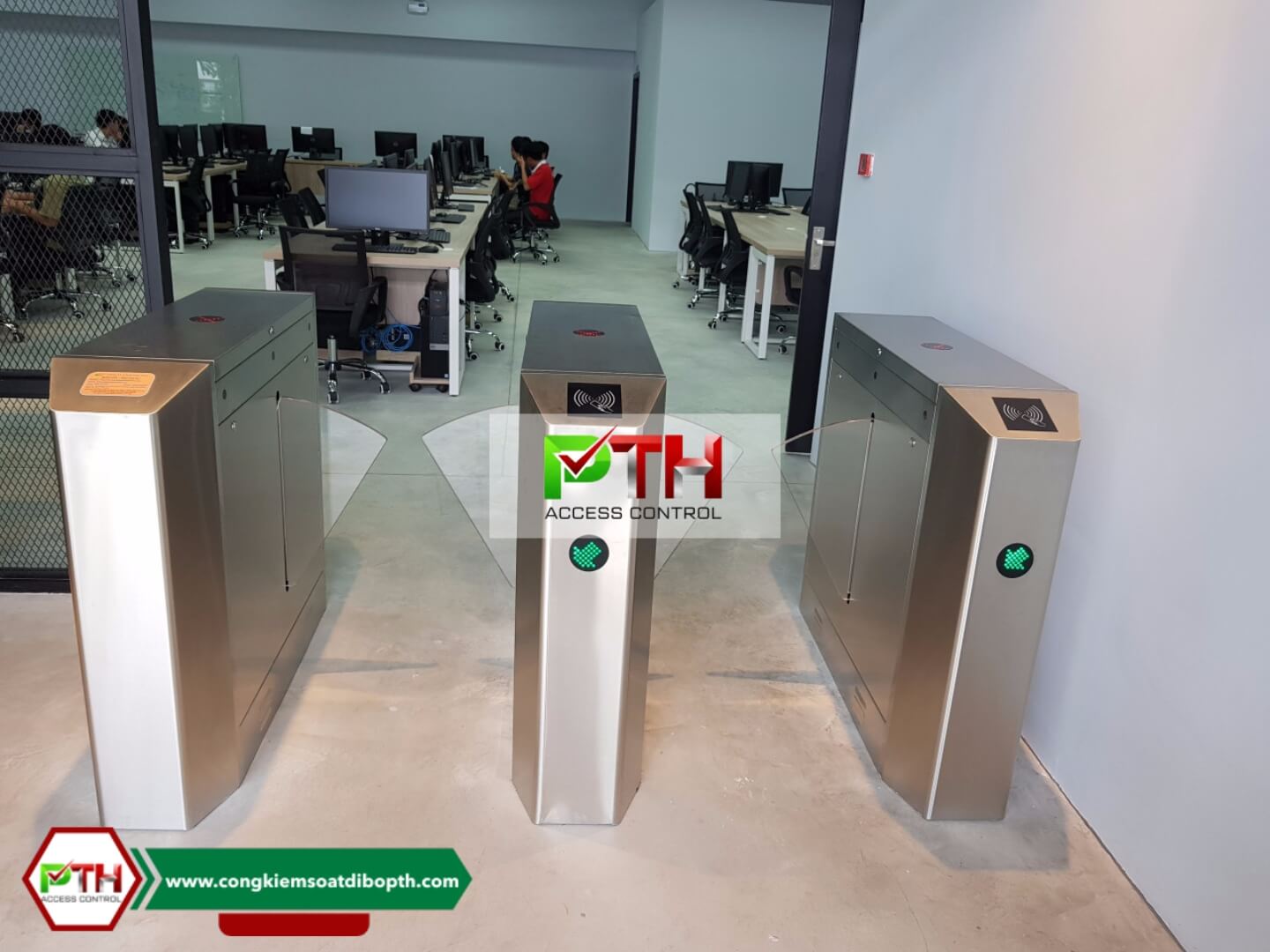 Hệ thống kiểm soát lối đi bộ cho công ty
