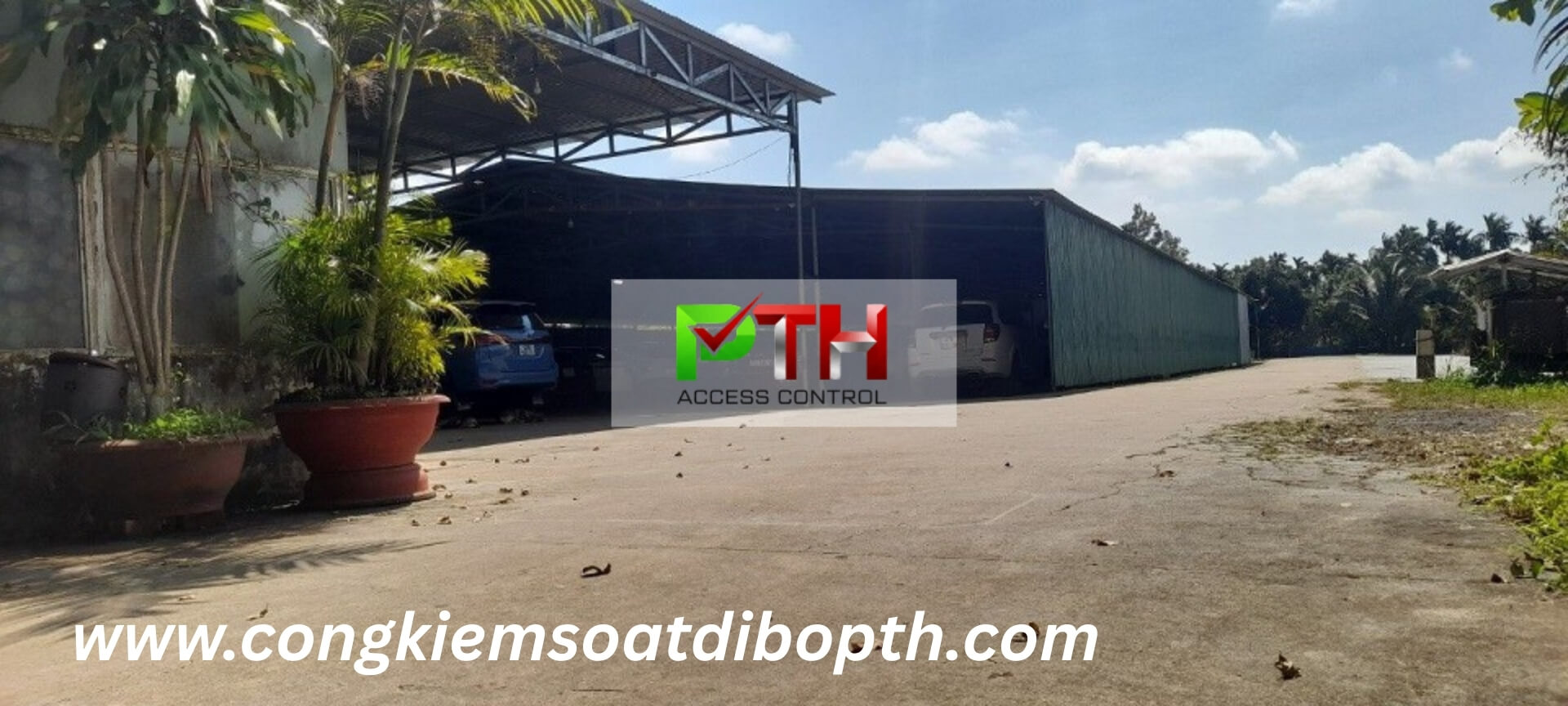 Hình 2: Công trình lắp đặt camera đếm xe cho bãi xe ô tô tại Đắk Lắk