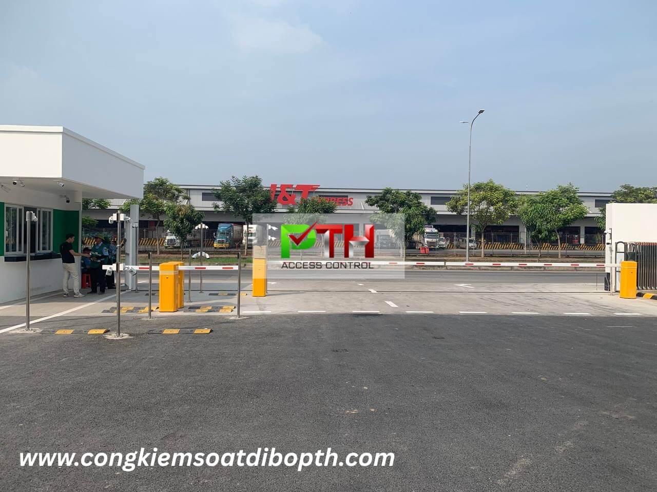 Hình 6: Công trình lắp hệ thống kiểm soát xe cho đơn vị Giao Hàng Tiết Kiệm