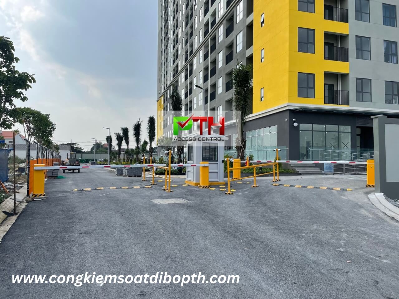 Hình 2: Công trình lắp hệ thống parking tại dự án căn hộ Bcons Bình Dương