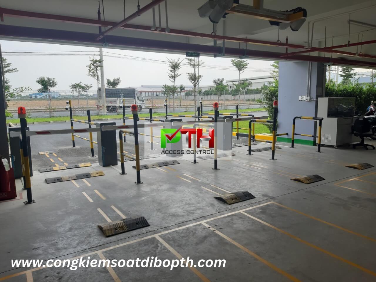 Hình 1: Công trình lắp hệ thống giữ xe thông minh tại Kềm Nghĩa