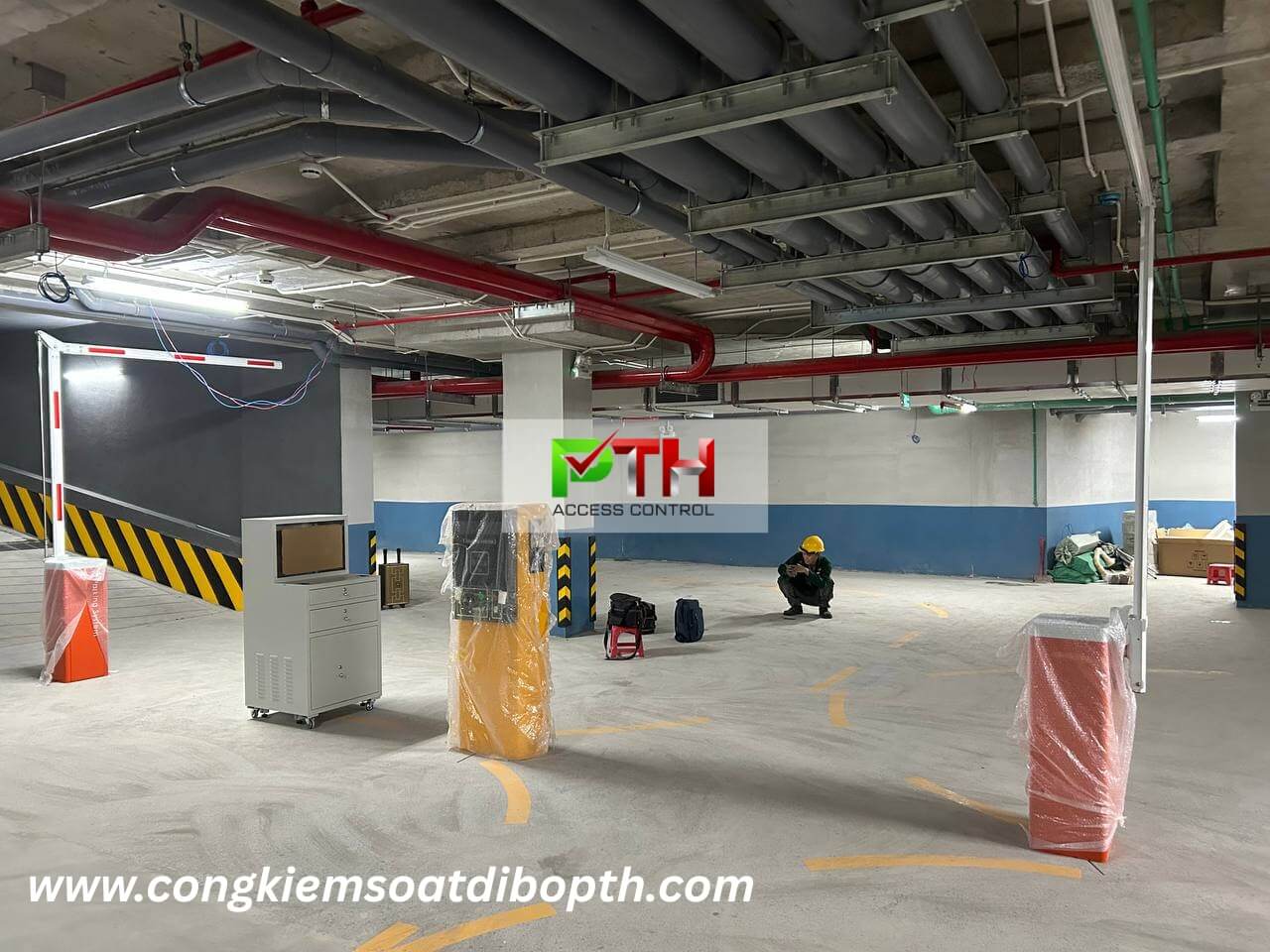 Hình 4: Công trình lắp hệ thống giữ xe thông minh cho tầng hầm tại Dĩ An