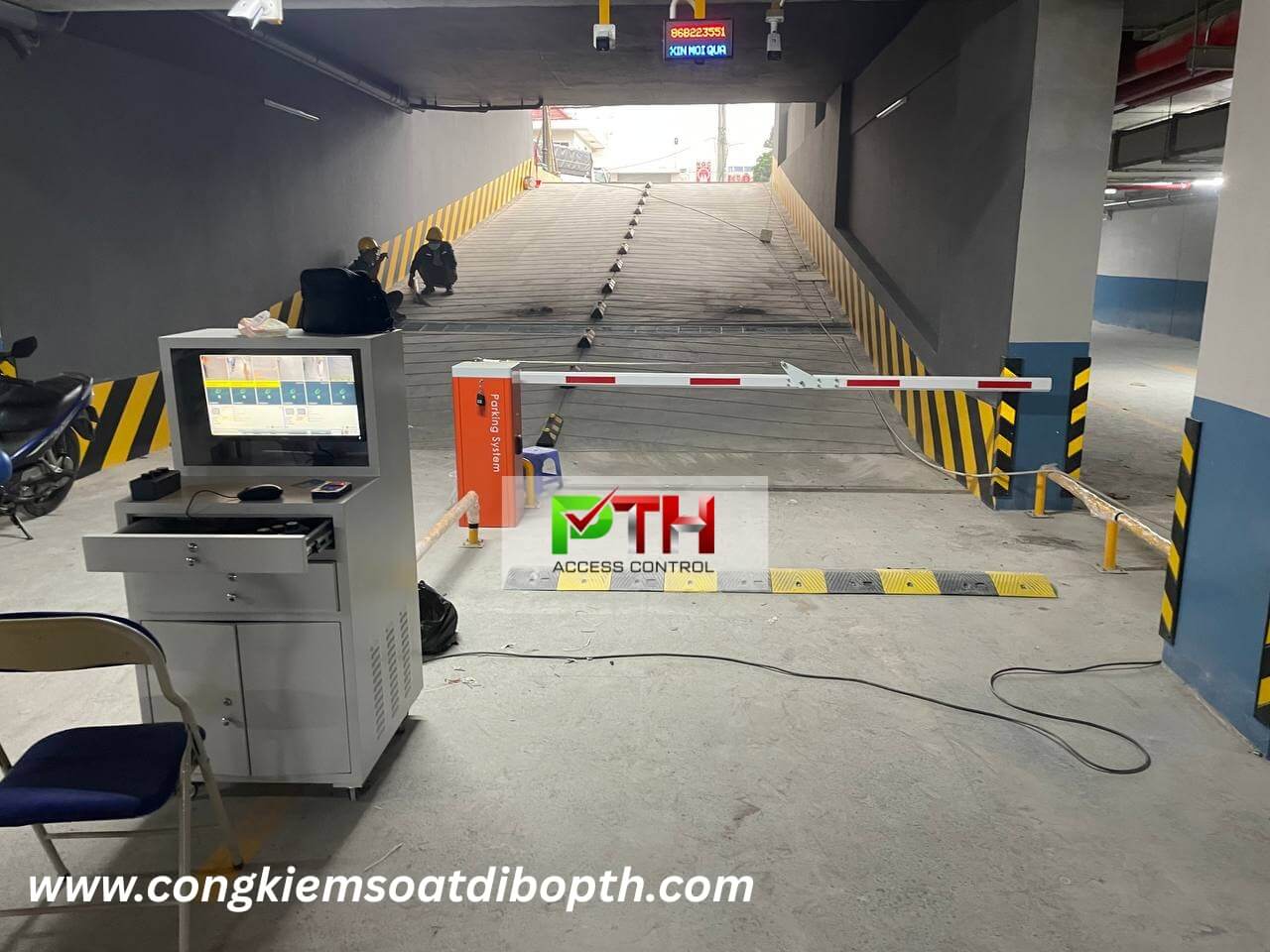 Hình 7: Công trình lắp hệ thống giữ xe thông minh cho tầng hầm tại Dĩ An - Bình Dương 