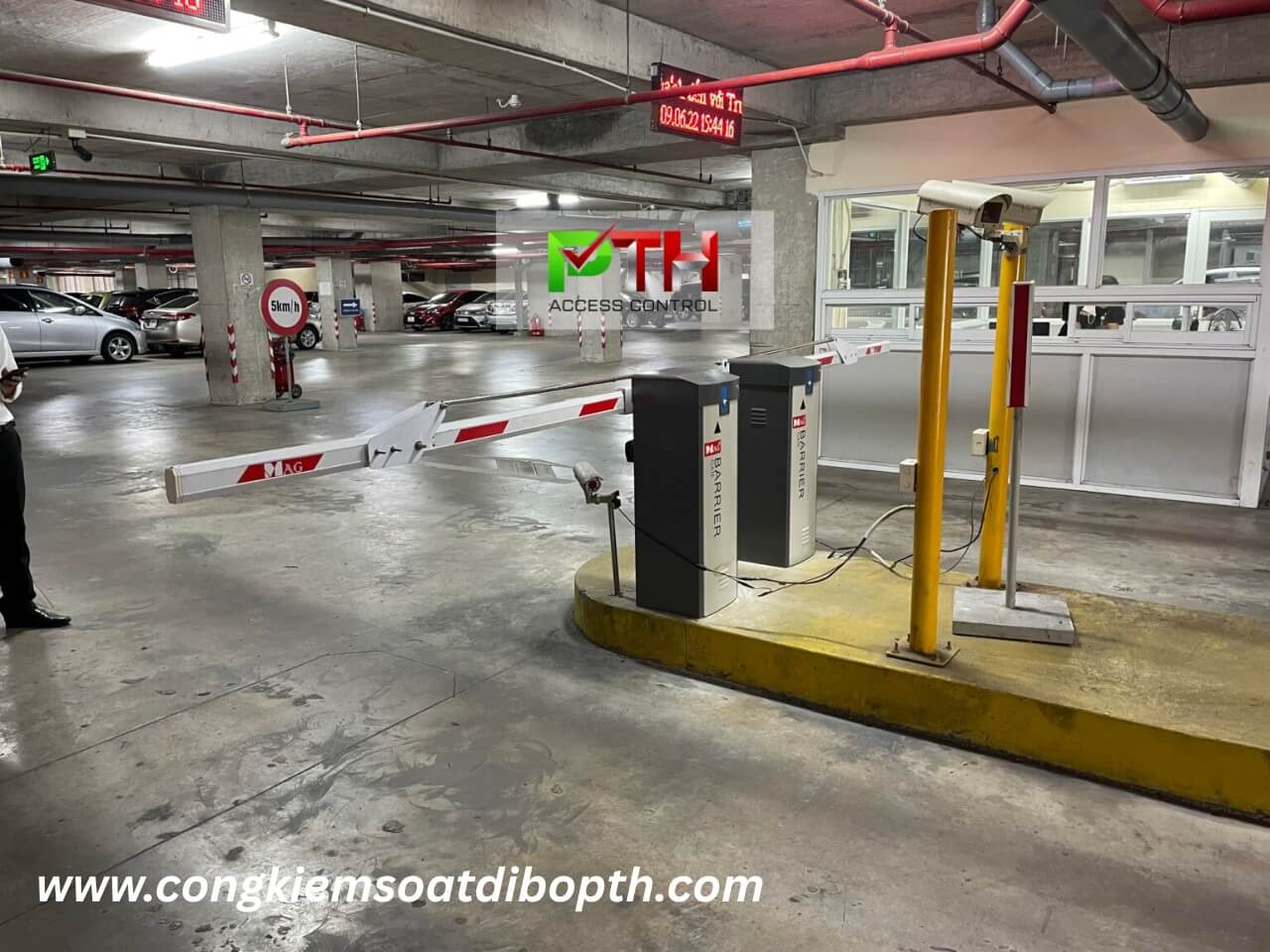 Hình 3: Công trình lắp hệ thống parking gần trung tâm hành chính Dĩ An