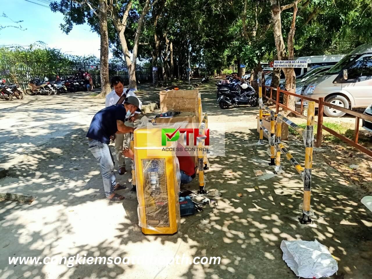 Hình 4: Công trình lắp hệ thống giữ xe thông minh tại Khu du lịch Suối Tranh
