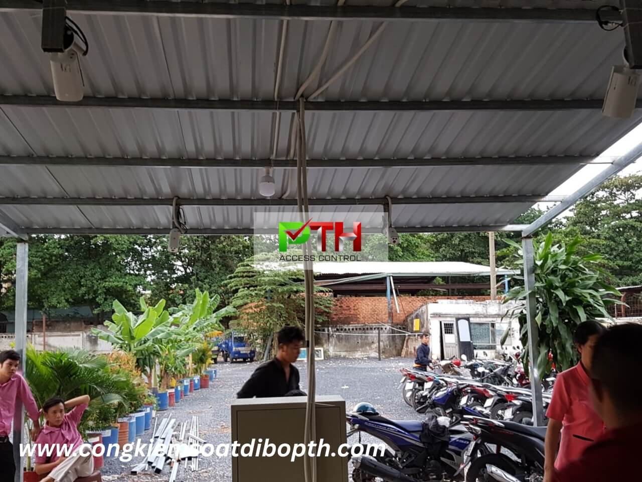 Hình 4: Công trình lắp hệ thống giữ xe thông minh cho công ty Cửu Long