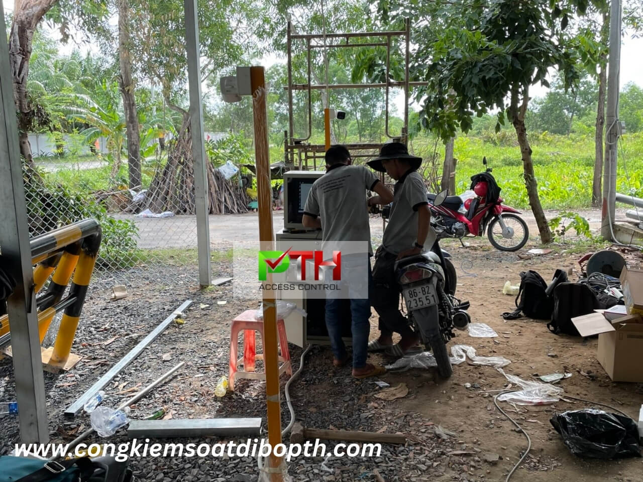 Hình 2: Công trình lắp máy giữ xe thông minh tại Quận 9, TP. Hồ Chí Minh