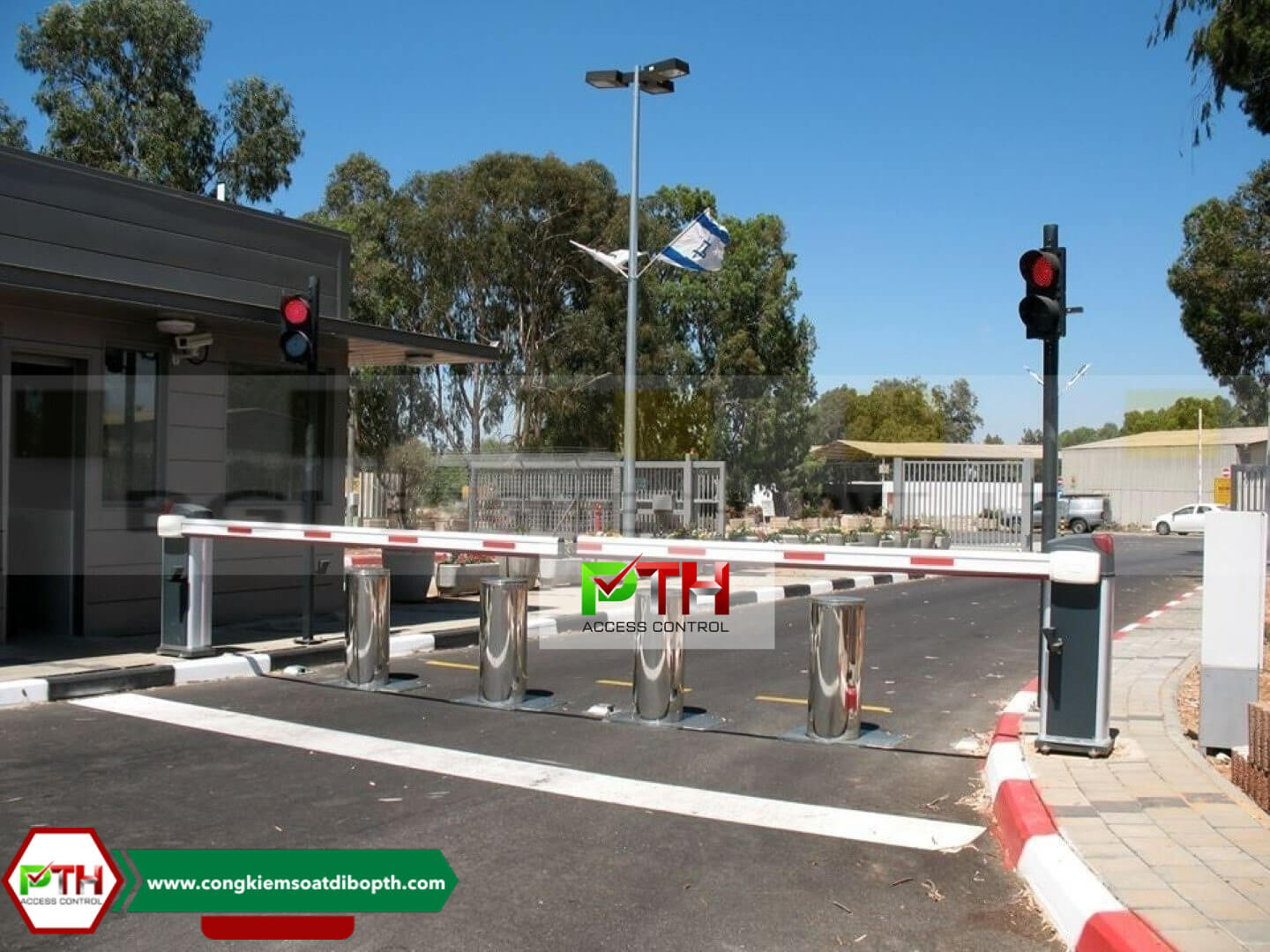 Bollard điện cơ (Electro-mechanical Bollards) Bollard điện cơ (Electro-mechanical Bollards)