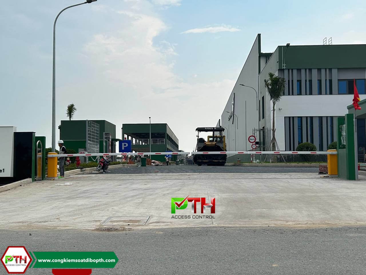 Barie cần thẳng lắp đặt cho cổng chính