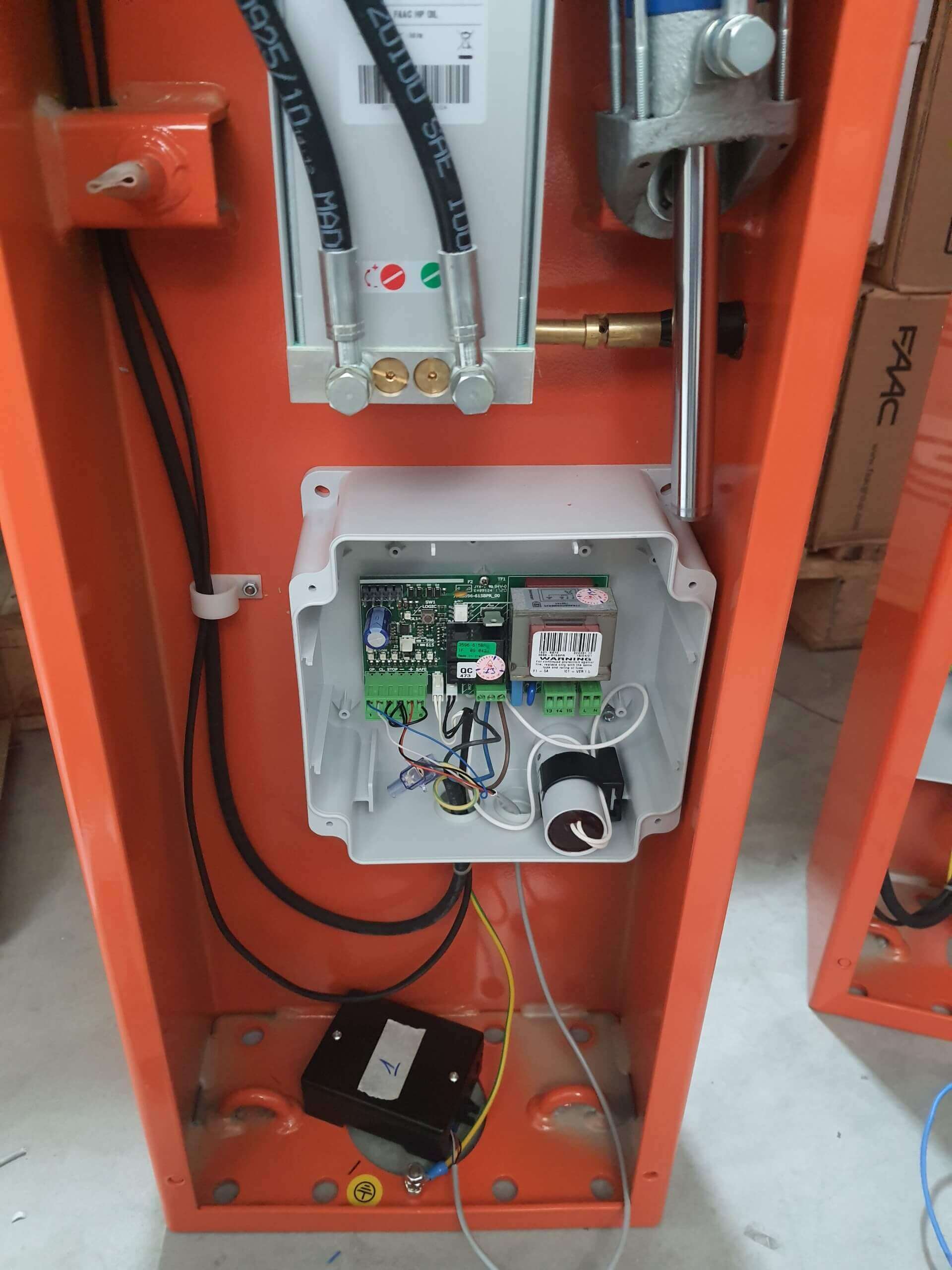 Mạch Điều Khiển Barie FAAC