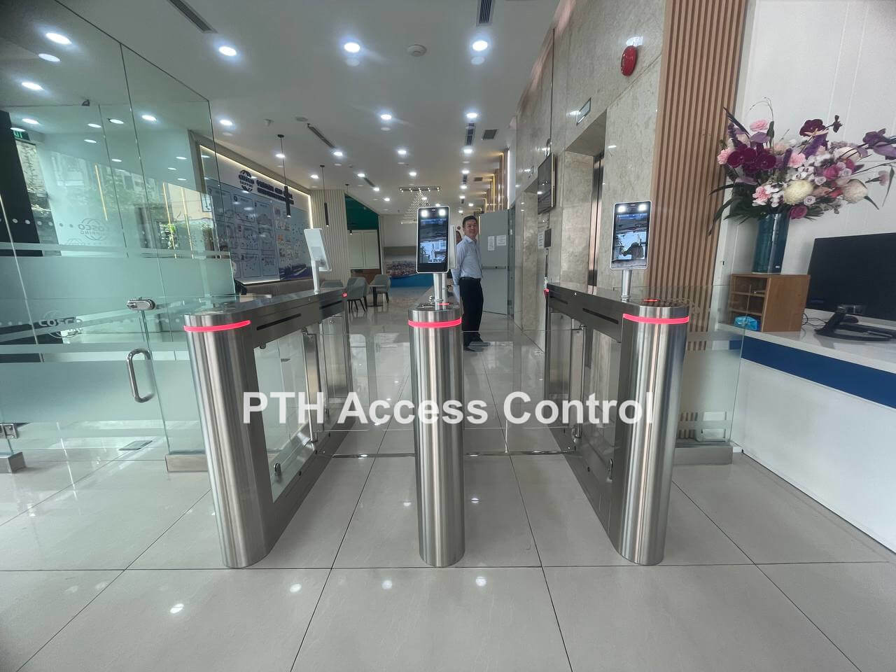 Lắp đặt hệ thống kiểm soát ra vào tại Phú Nhuận TP. Hồ Chí Minh Lắp đặt hệ thống kiểm soát ra vào tại Phú Nhuận TP. Hồ Chí Minh